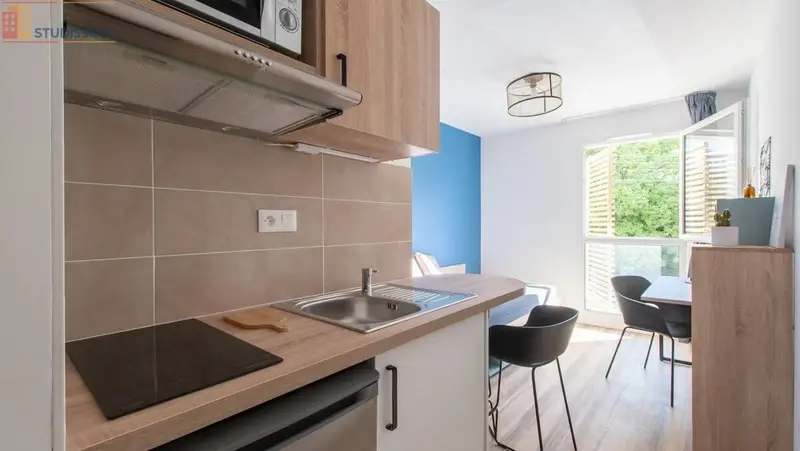Studio meublé 18m² Montpellier centre - Meublé, calme - Photo 2