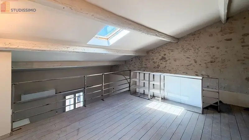Studio 55m² Nizas - Rénové, avec box - Photo 2