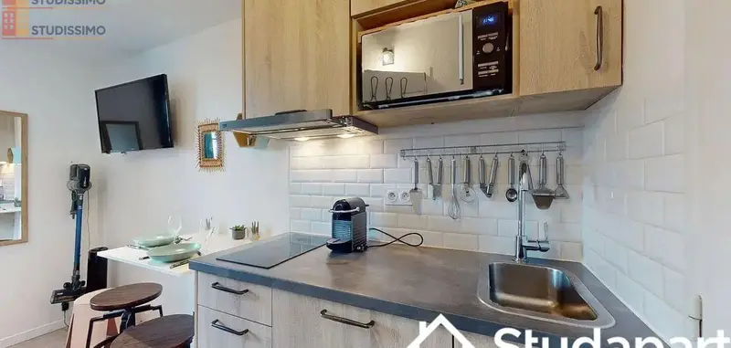 Studio meublé 13m² Rennes centre - Calme, 4e étage - Photo 2