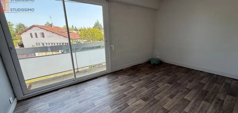 Studio 19m² Talence - Parking - Photo 5