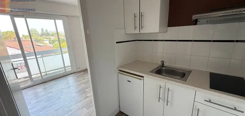 Studio 19m² Talence - Parking - Photo 2