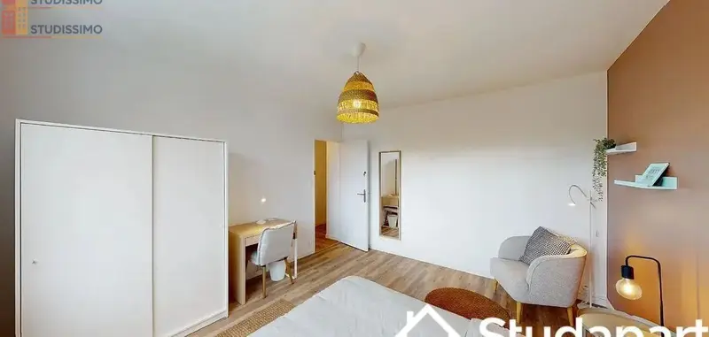 Studio meublé 9m² Rennes centre - Calme, au 4e étage - Photo 2