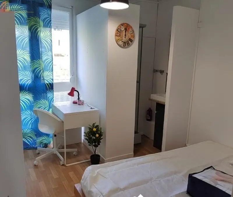 Studio meublé 11m² Rennes 35000 - Chambre, lumineux - Photo 1