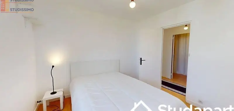 Studio meublé 10m² Rennes - Étage élevé, lumineux - Photo 3