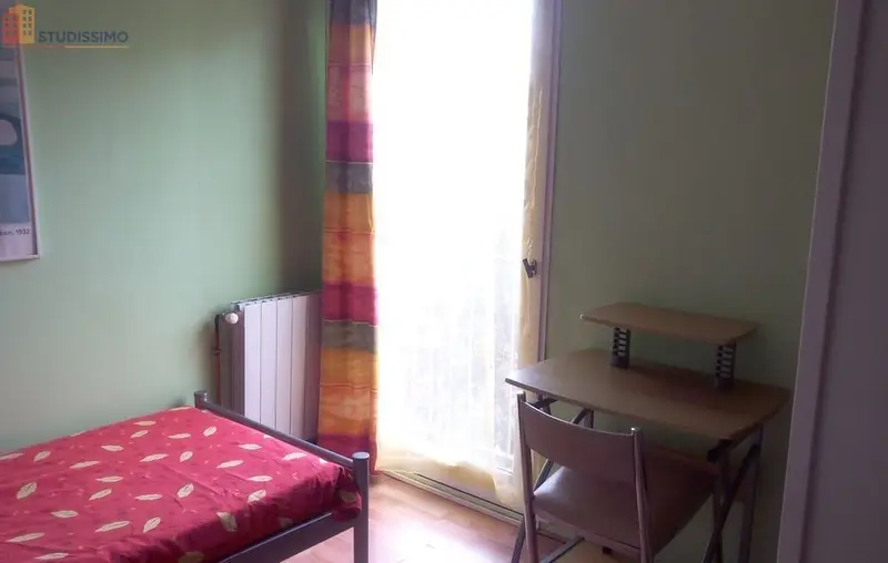 Studio meublé 9m² Bordeaux 33300 - Calme, salle d'eau - Photo 1
