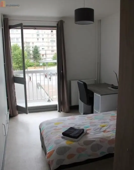Studio meublé 12m² Rennes centre - Calme, lumineux - Photo 3
