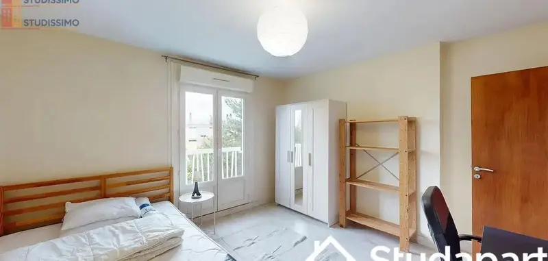 Studio meublé 9m² Rennes centre - Calme, lumineux - Photo 2