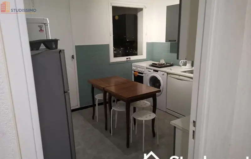 Studio meublé 12m² Rennes centre - Calme, lumineux - Photo 1