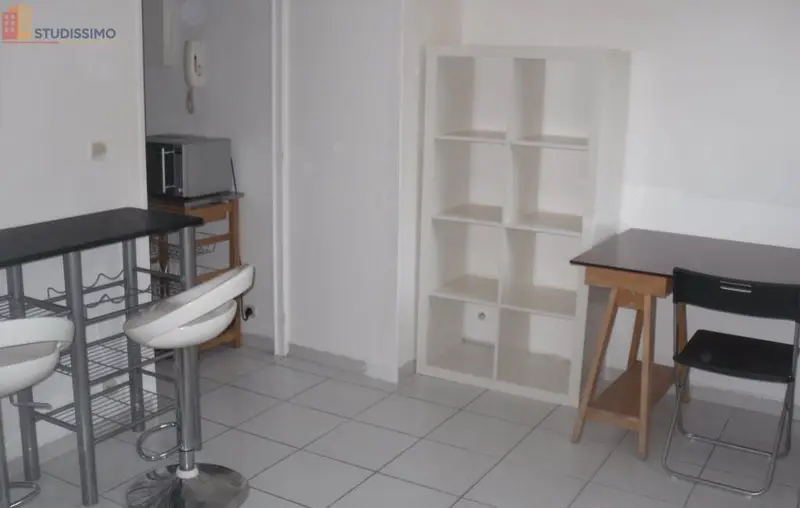 Studio meublé 20m² Montpellier centre - Antigone, calme - Photo 5