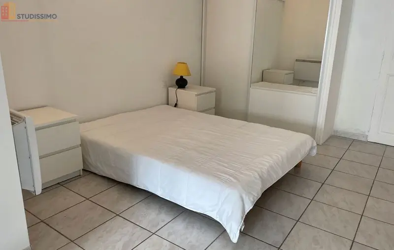 Studio meublé 38m² Saint-Pons-de-Thomières - Grand, rez-de-chaussée - Photo 2