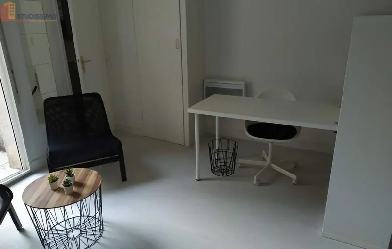 Studio meublé 25m² Bordeaux 33800 - Terrasse, proche Victoire - Photo 4