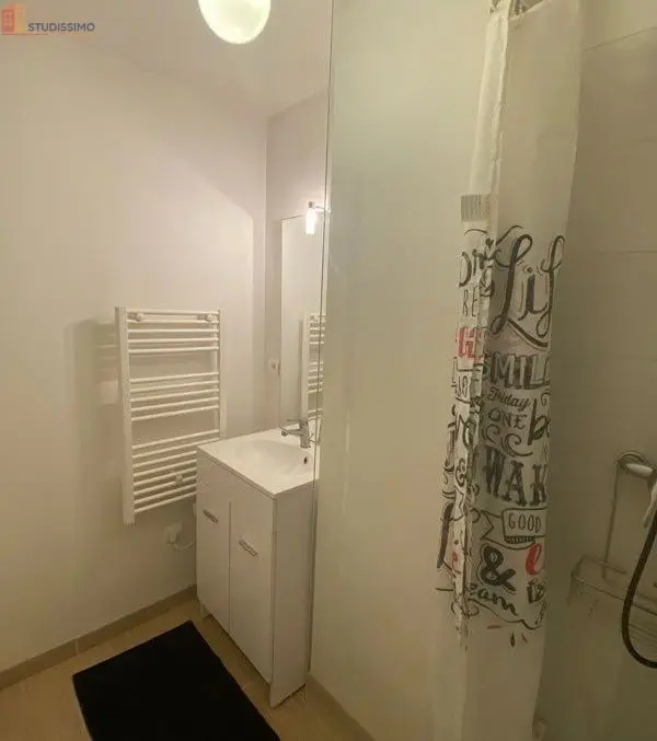 Studio meublé 25m² Bordeaux gare - Lumineux, proche transports - Photo 4