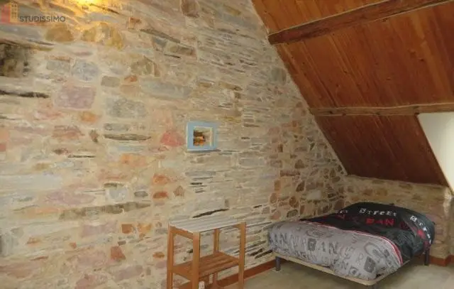 Studio meublé 18m² Redon - Lumineux, dernier étage - Photo 2