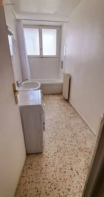 Studio meublé 40m² Montpellier 34070 - Grand, proche centre-ville - Photo 2