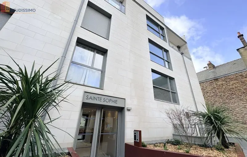 Studio meublé 27m² Rennes 35700 - Meublé, DPE C - Photo 1