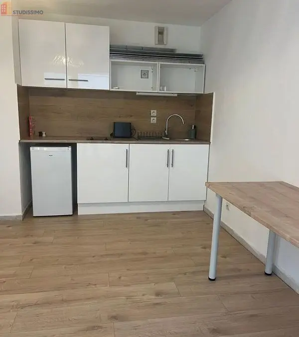 Studio meublé 21m² Montpellier centre - Idéal étudiant, lumineux - Photo 2