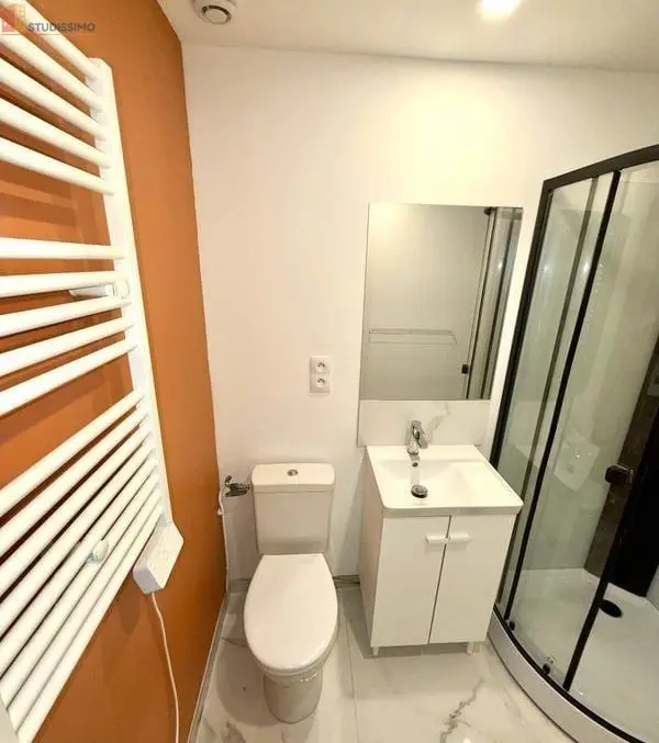Studio meublé 17m² Rennes Gare Sud - Proche gare, lumineux - Photo 2