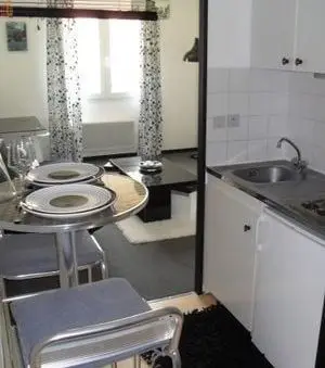 Studio 23m² Mérignac - - Photo 3