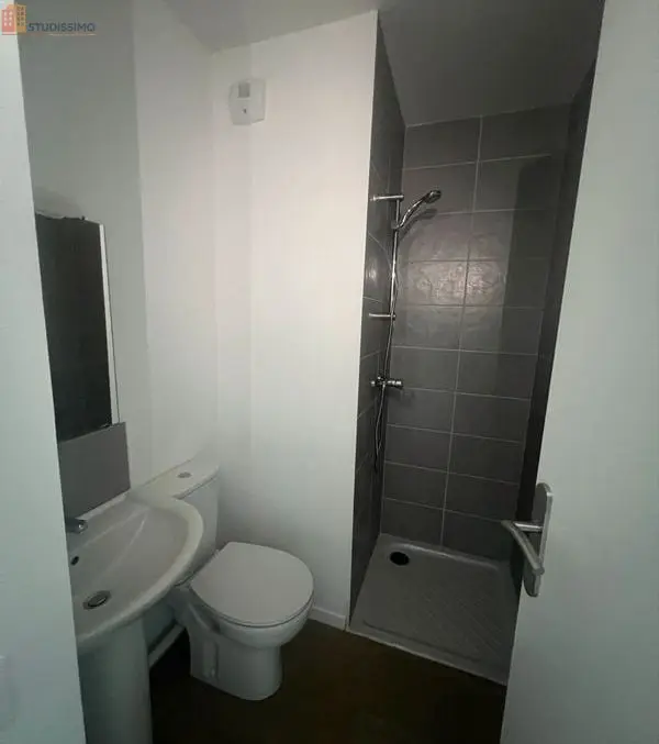 Studio 13m² Bruges (Bordeaux) - Résidence étudiante, proche commerces - Photo 3
