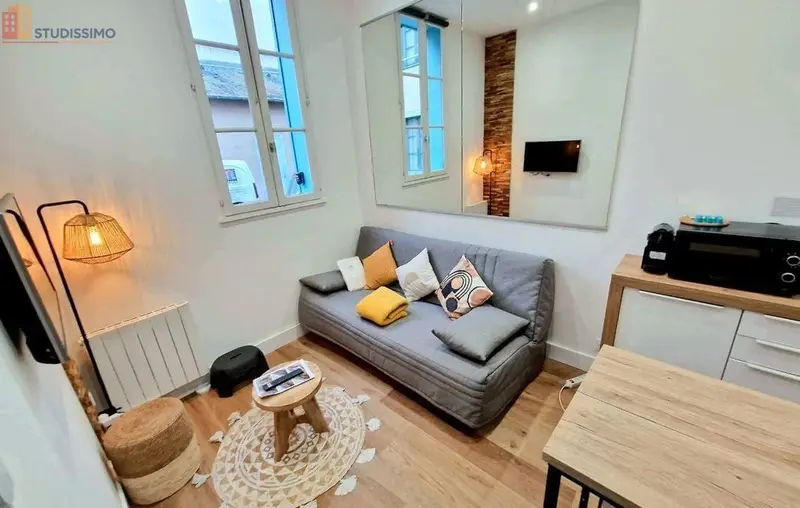 Studio meublé 14m² Montreuil-le-Gast - Centre, lumineux - Photo 1