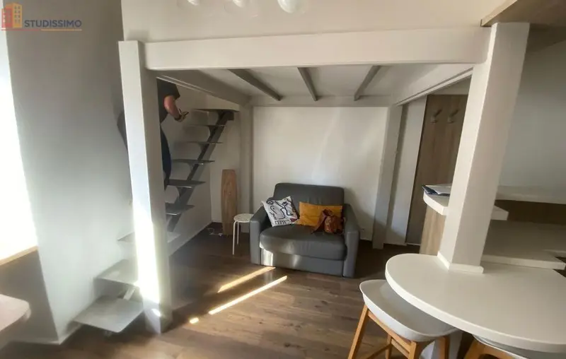 Studio 20m² Bordeaux 33000 - Photo 1