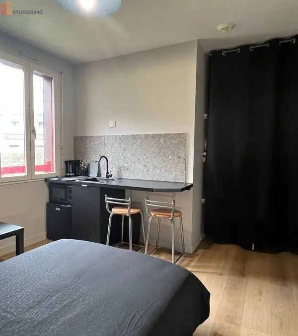 Studio meublé 12m² Dol-de-Bretagne - Centre-ville, toutes charges comprises - Photo 2