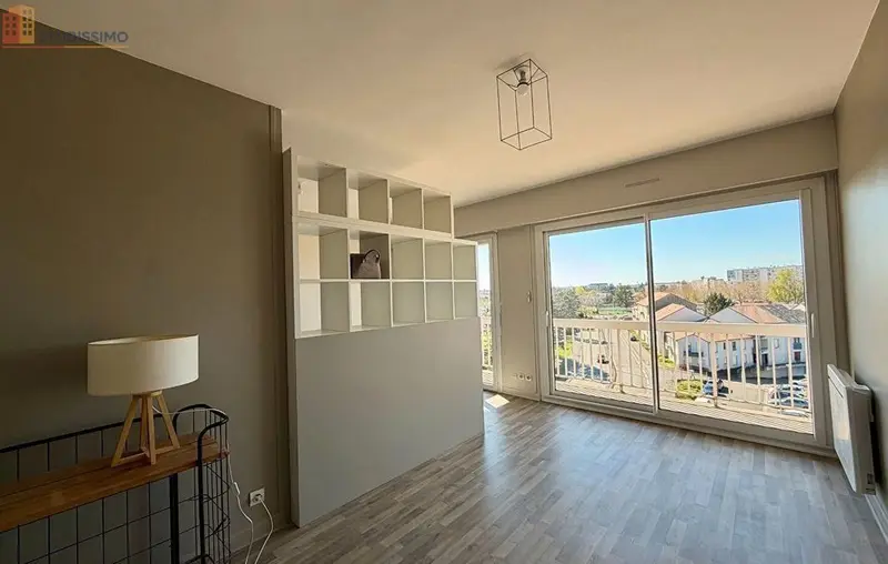 Studio 42m² Châteauroux - Lumineux, 5e étage - Photo 4