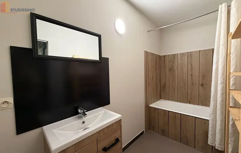 Studio 42m² Châteauroux - Lumineux, 5e étage - Photo 1