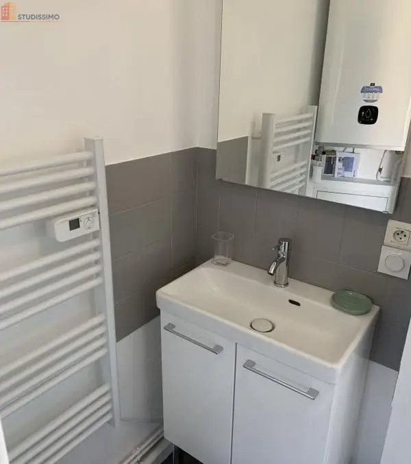 Studio 16m² Rennes 35000 - Étage 2/3, DPE C - Photo 2