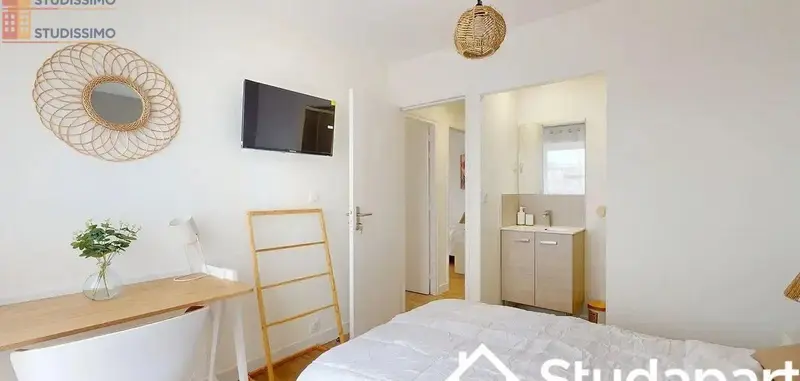 Studio meublé 11m² Rennes 35000 - Calme, 6e étage - Photo 3