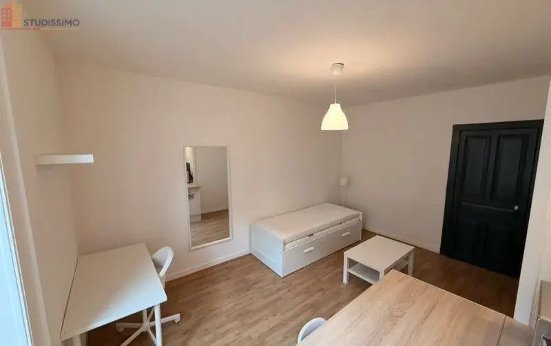 Studio meublé 23m² Fougères centre - Meublé, 1er étage - Photo 5