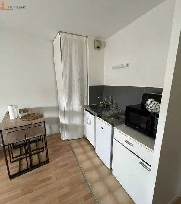 Studio meublé 21m² Rennes 35700 - Lumineux, 3e étage - Photo 2