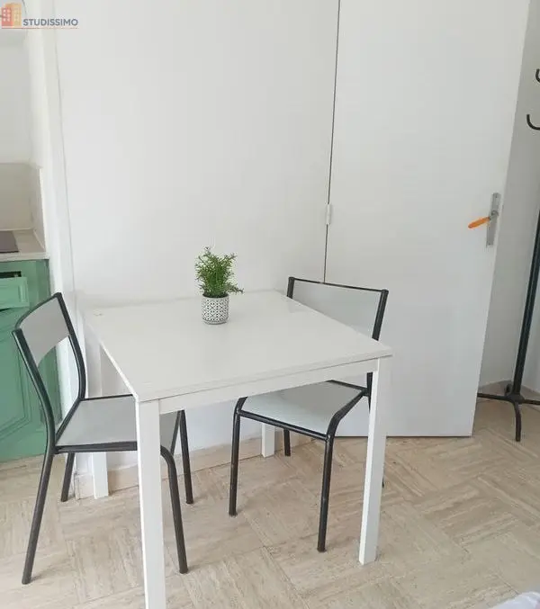 Studio meublé 20m² Montauban-de-Bretagne - Meublé, DPE C - Photo 2