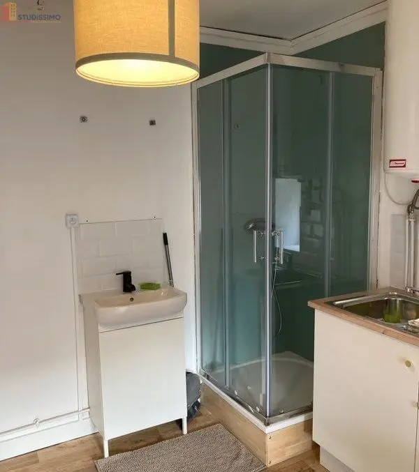 Studio meublé 11m² Rennes - Meublé, DPE D - Photo 2