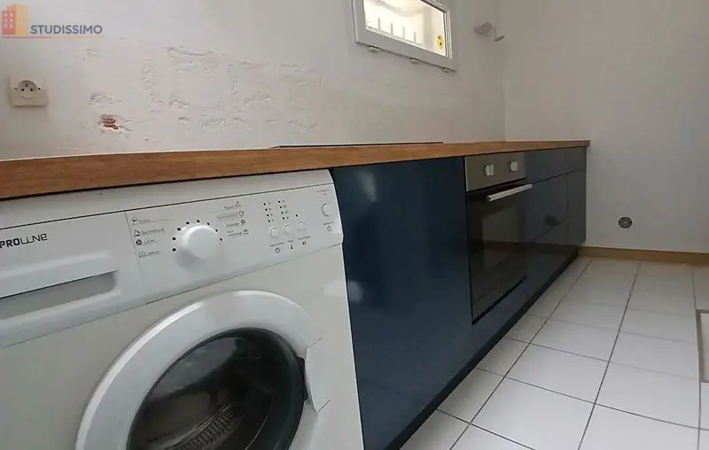 Studio meublé 20m² Parçay-Meslay - Meublé, 1er étage - Photo 4