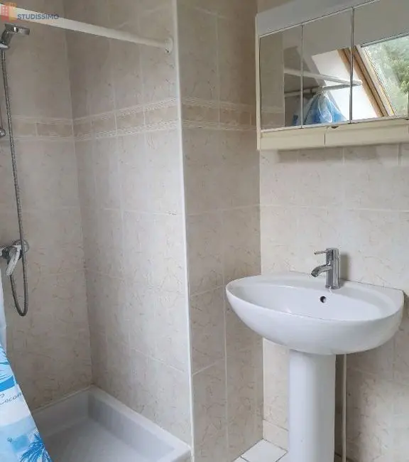 Studio meublé 20m² Parçay-Meslay - Meublé, 1er étage - Photo 3