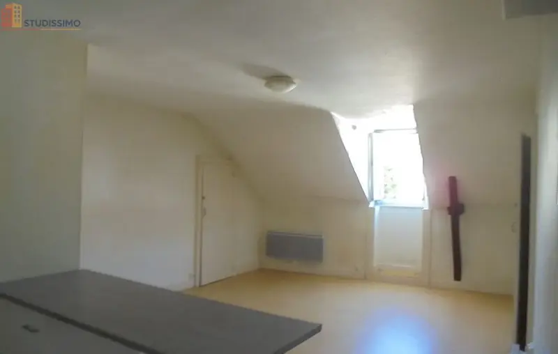 Studio 28m² Rennes centre - calme, lumineux - Photo 8