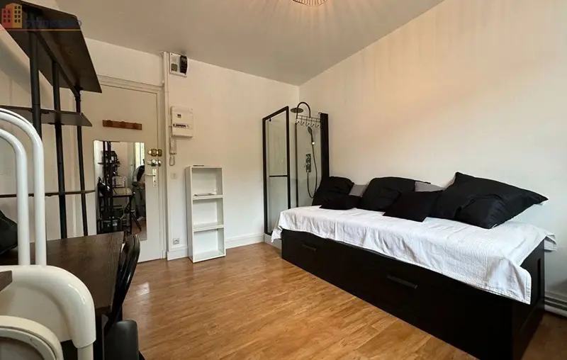 Studio meublé 12m² Tours 37100 - Meublé, dernier étage - Photo 5