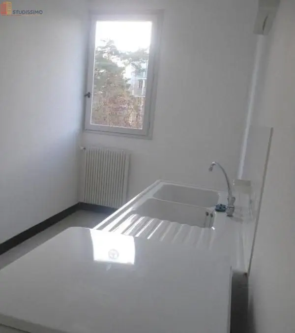 Studio 30m² Joué-lès-Tours - Etage 1, DPE E - Photo 3