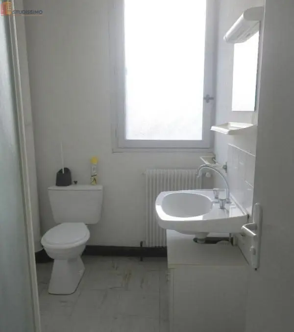 Studio 30m² Joué-lès-Tours - Etage 1, DPE E - Photo 1