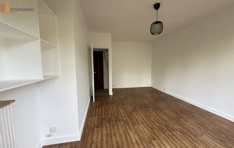 Studio 32m² Tours 37100 - Photo 8