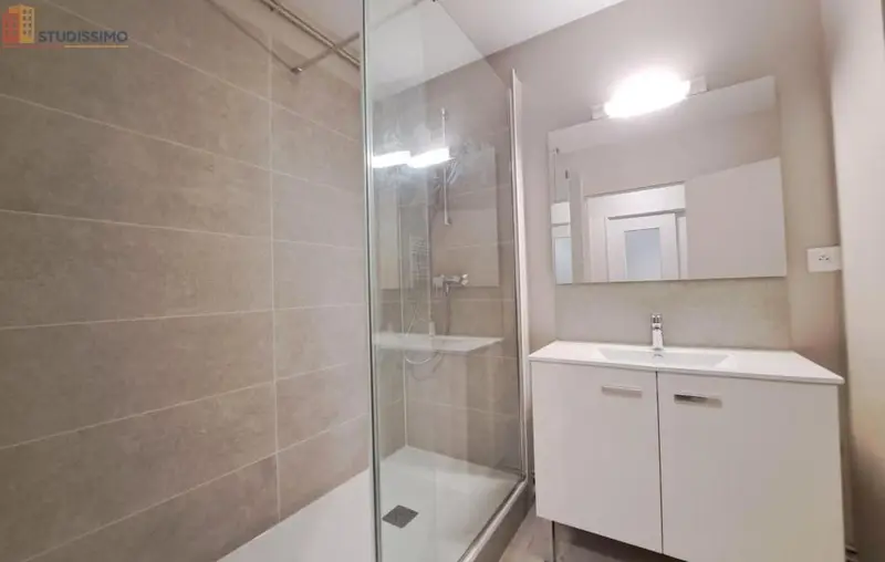 Studio 32m² Tours 37000 - Photo 10