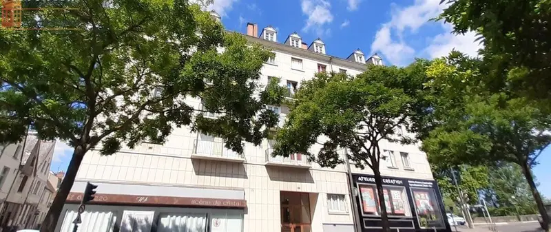 Studio 31m² Tours 37000 - Étage 2, DPE D - Photo 4