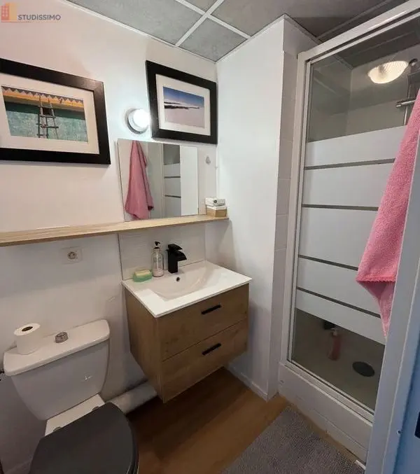Studio meublé 21m² Tours 37000 - Refait à neuf, parking - Photo 2
