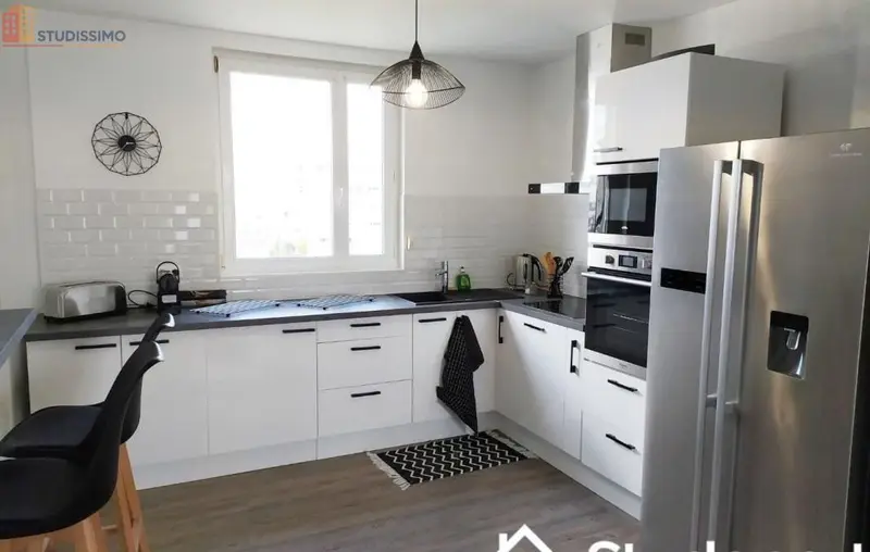 Studio meublé 11m² Tours 37000 - Lumineux, au 5e étage - Photo 7