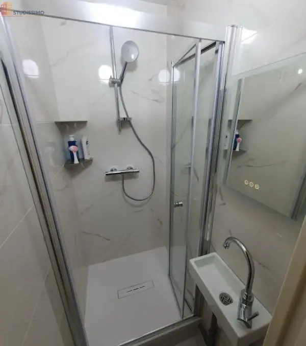 Studio meublé 10m² Tours 37000 - Calme, meublé - Photo 1