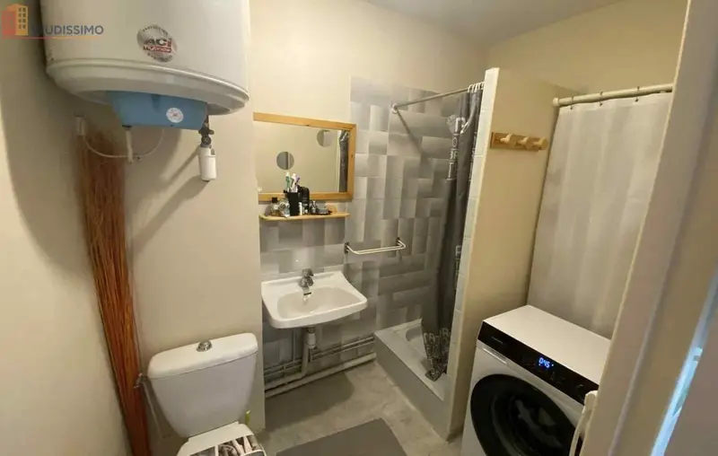 Studio meublé 20m² Chambray-lès-Tours - Meublé, 2e étage - Photo 1