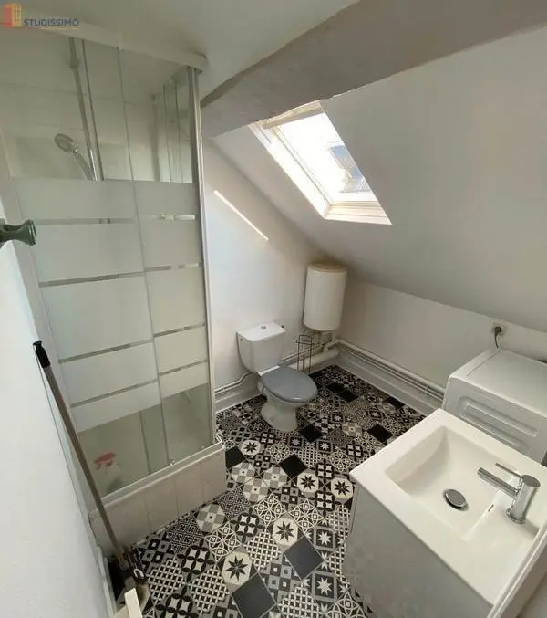 Studio meublé 20m² Tours 37000 - Meublé, 3e étage - Photo 9