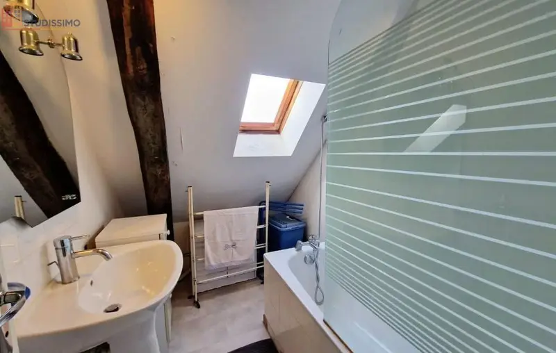 Studio meublé 31m² Tours - Étage 3, DPE D - Photo 7