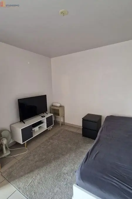 Studio meublé 28m² Tours 37000 - Meublé, 3e étage - Photo 1